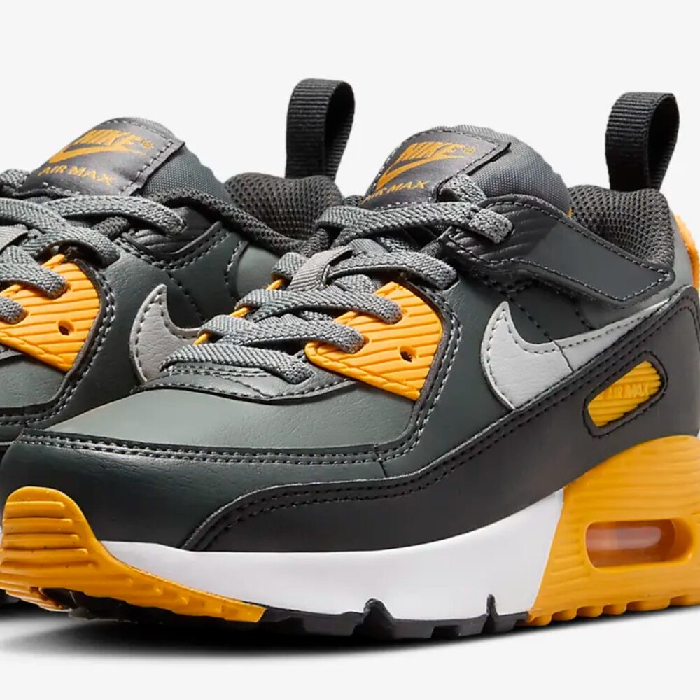 Nike Air Max 90 Boys Sneakers EasyOn 2.5Y